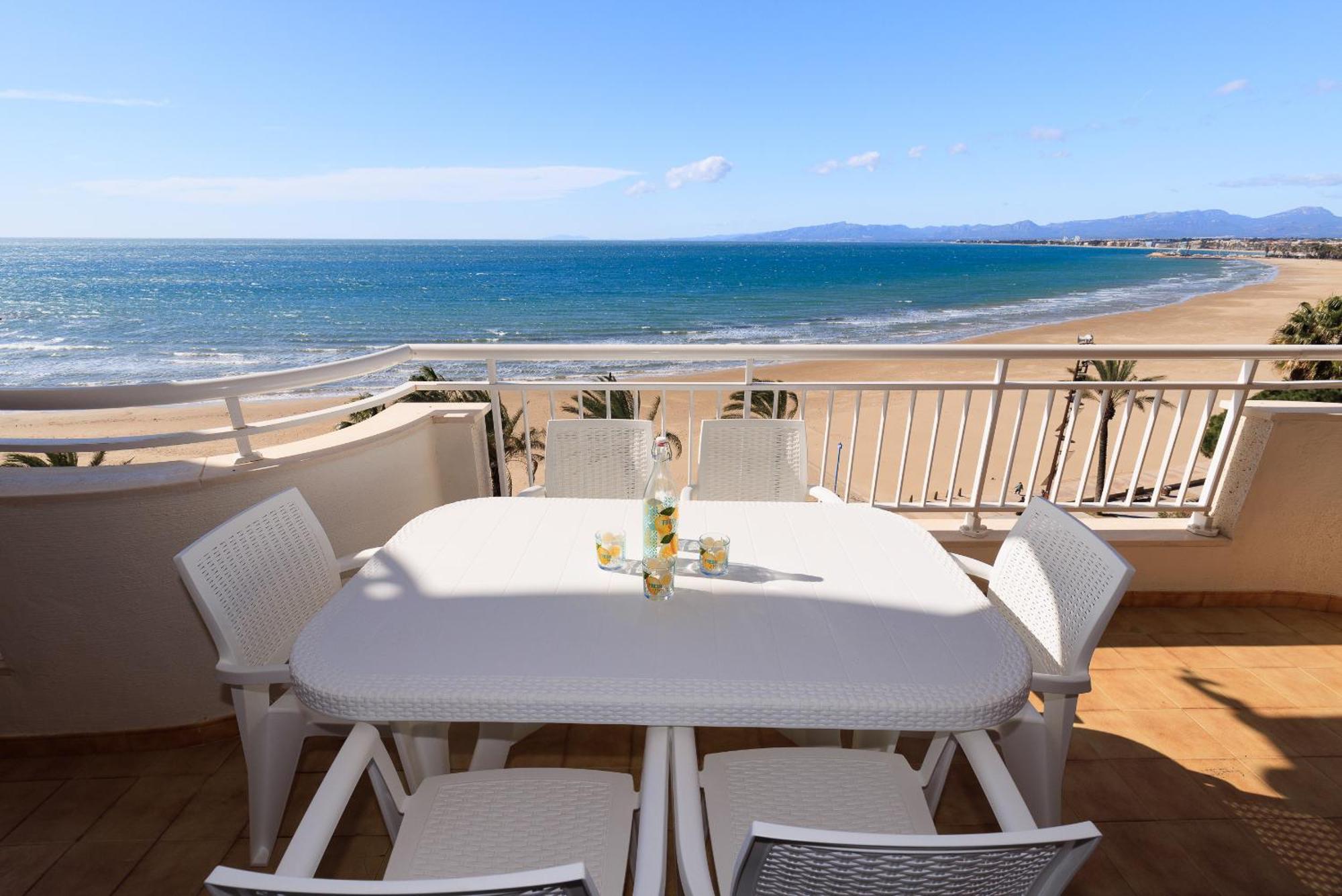 Uhc Santillana Family Complex Salou Exteriér fotografie