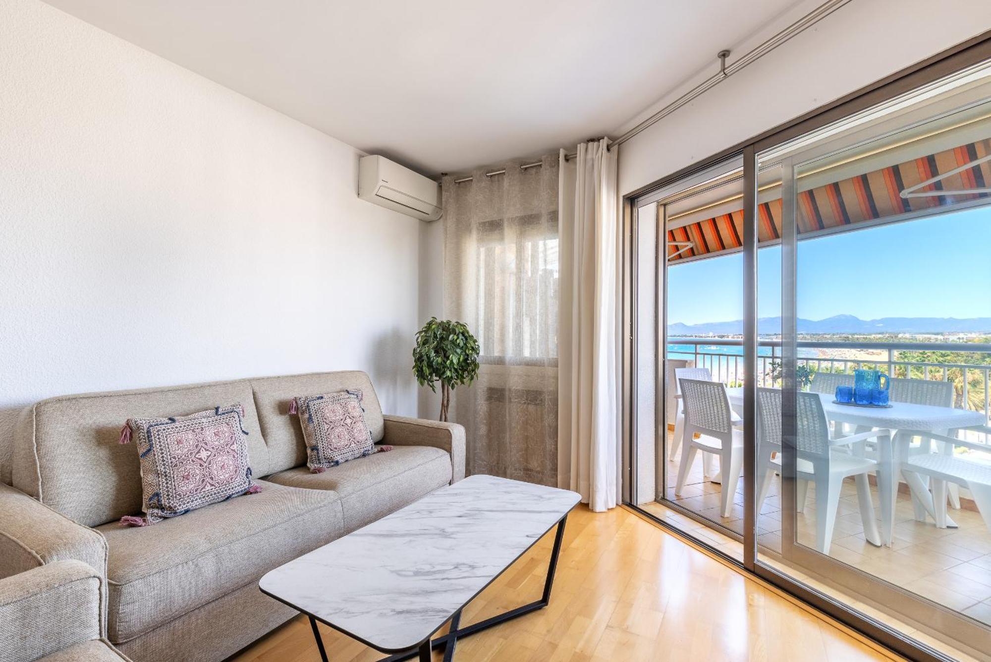 Uhc Santillana Family Complex Salou Exteriér fotografie